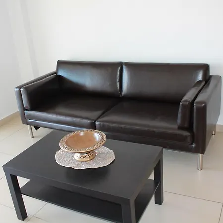 Mina Plaza *