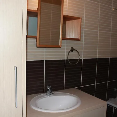 Mina Plaza * Nicosia